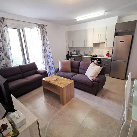 Apartment Larnaca New Marina Flat With Communal Pool Larnaca